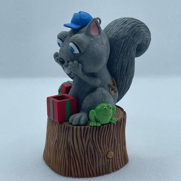 Hallmark Keepsake ornament- “Nuttin’ For Christmas” - Picture 4 of 4